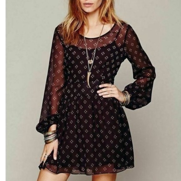 Free People Maroon Chiffon Long Sleeve Fit & Flare Dress size Medium - Picture 4 of 16